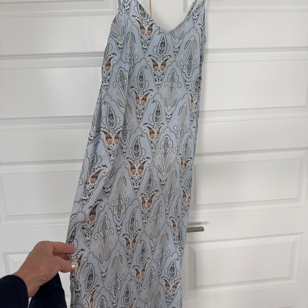 O’Neil Maxi Dress w/ Loft cropped lightweight sweater Size M/L - Picture 4 of 8